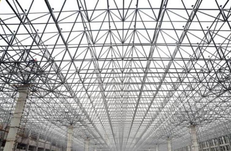 那曲网架公司为您分享干煤棚在后期的使用保养方法