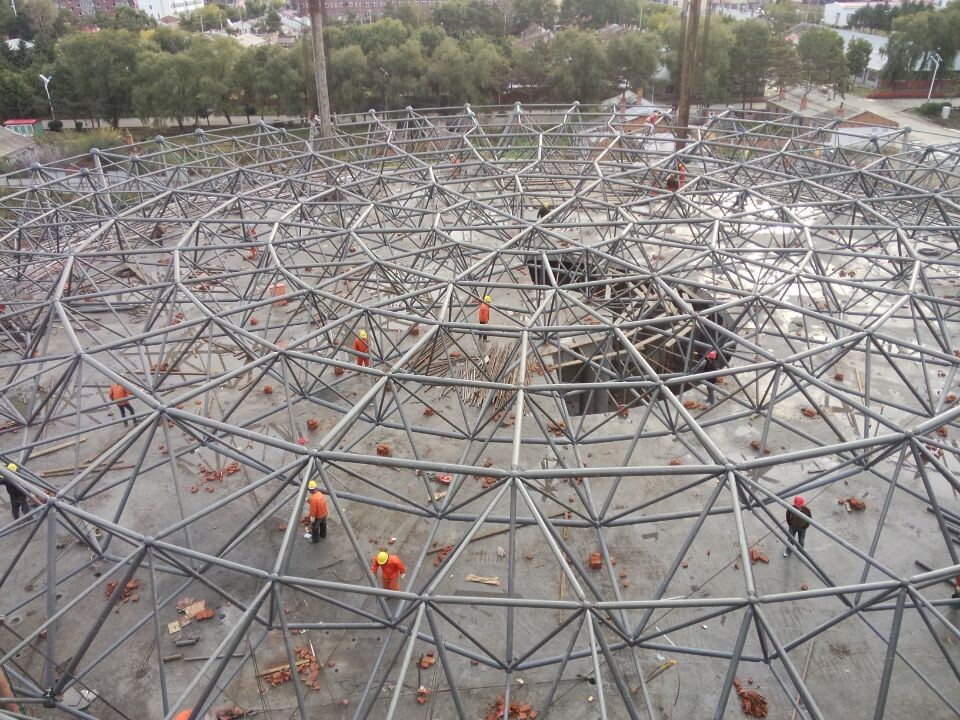 那曲全民健身中心网架